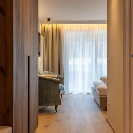 Zum Strossna Apartament *